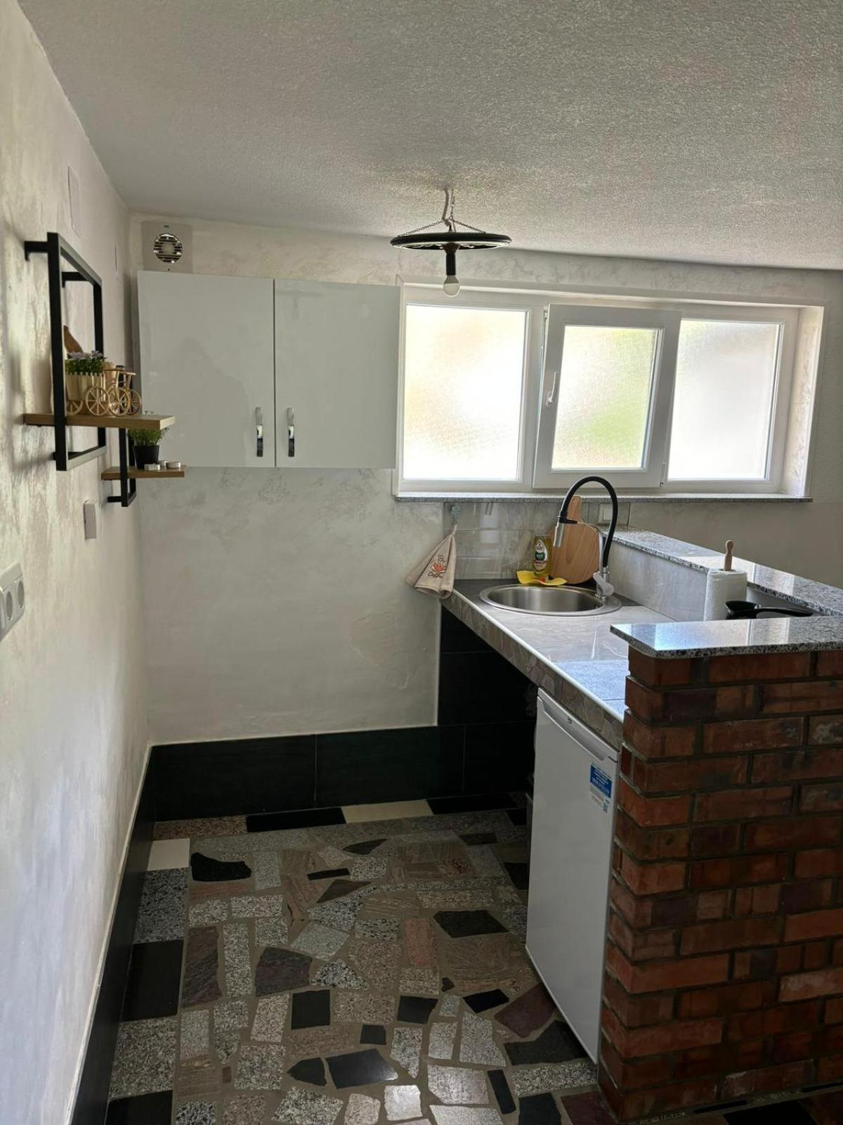 Studio Apartman Azra 쿨렌 바쿠프 외부 사진